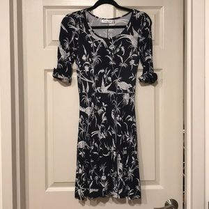 Blue tropical print dress with 3/4 sleeves